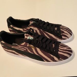 puma clyde zebra